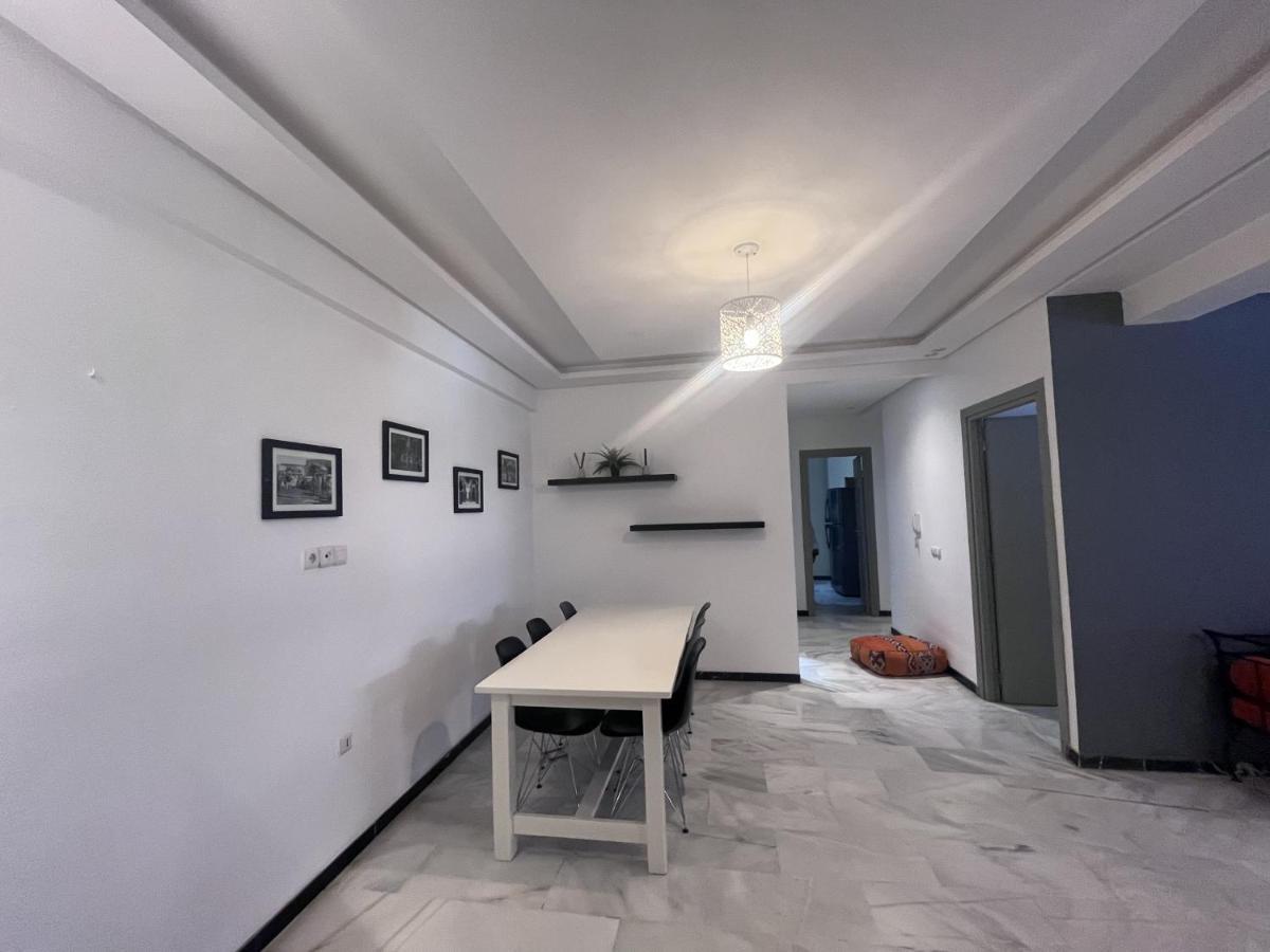 Bel Appartement Au Coeur De Gueliz Marrakesh Exterior foto